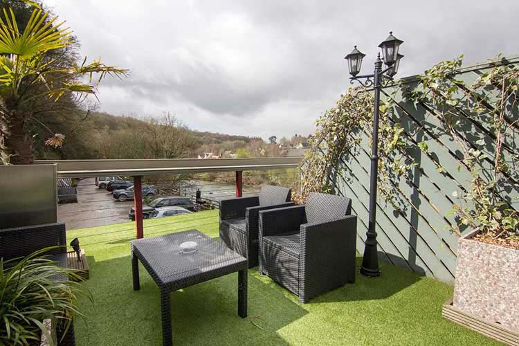 The Charlton Arms Hotel